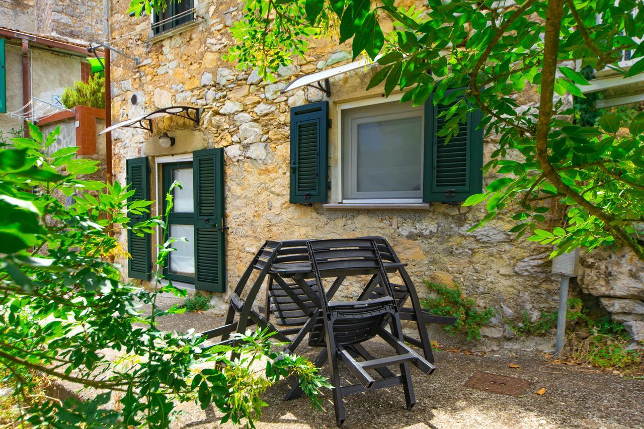 Ferienwohnung Tourist Dependance "Cinque Terre" La Foce Exterior foto