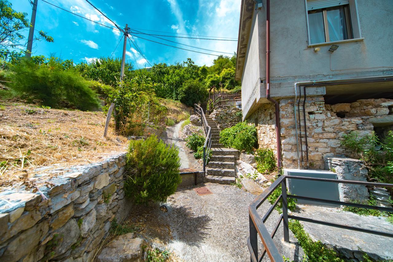 Ferienwohnung Tourist Dependance "Cinque Terre" La Foce Exterior foto